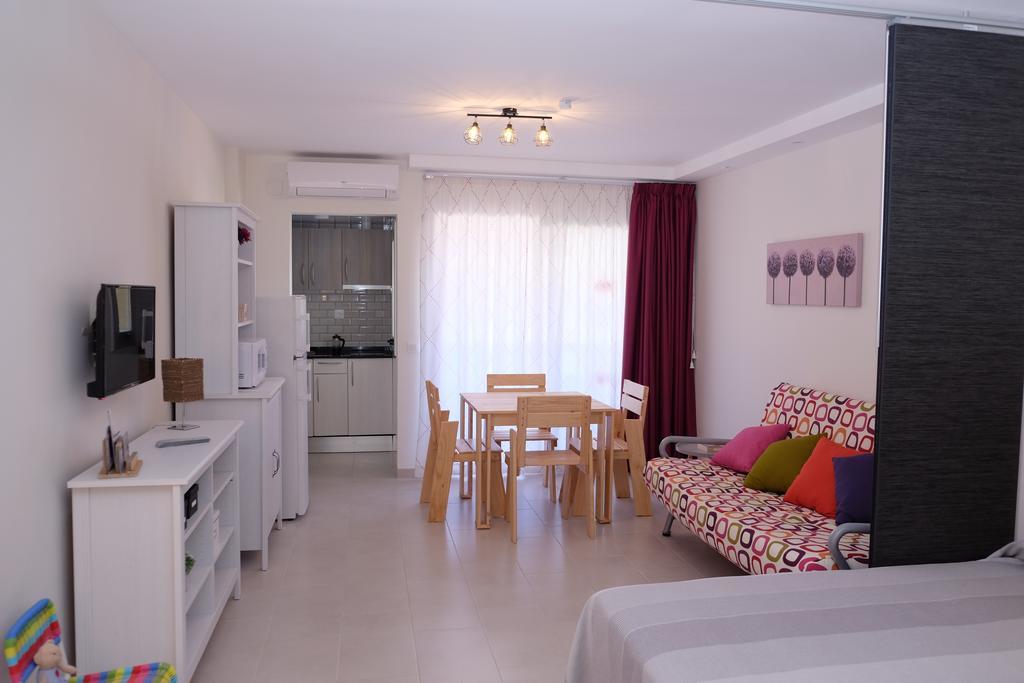 Alboran Premium Arysal Apartment Salou Exterior photo