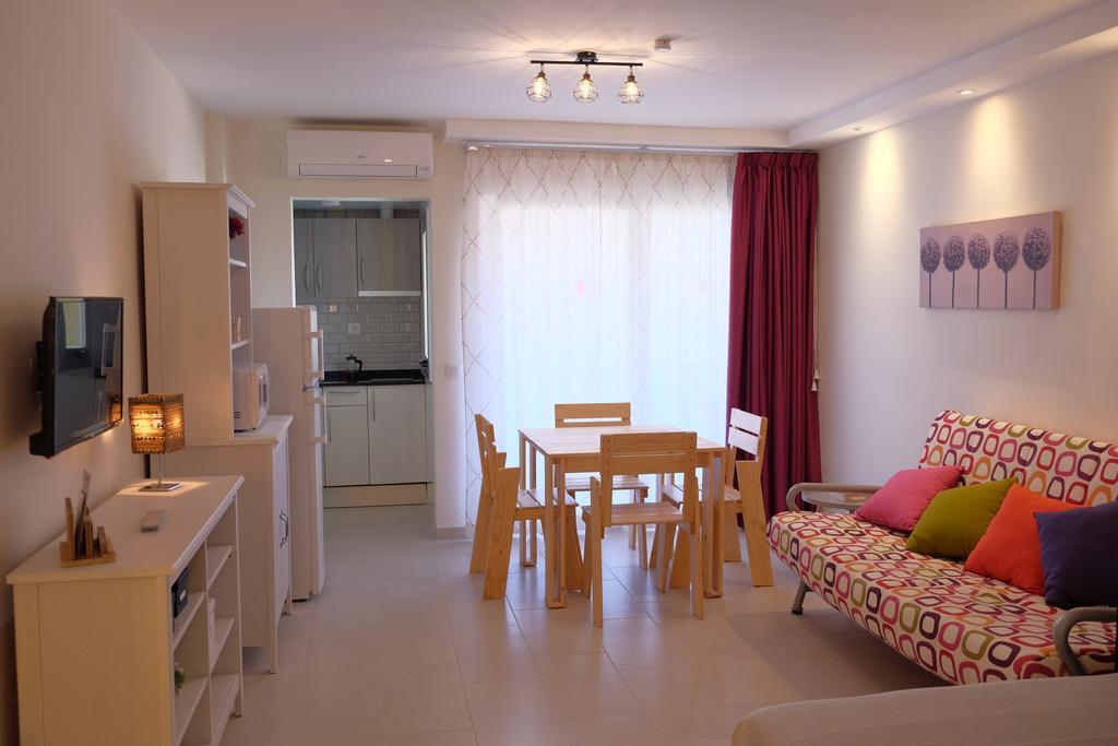 Alboran Premium Arysal Apartment Salou Exterior photo